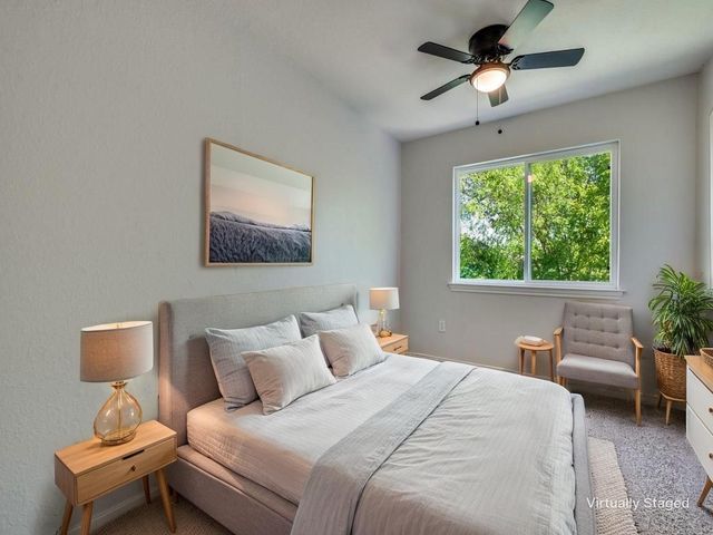 401 N Sierra Trail, Pilot Point, TX 76258
