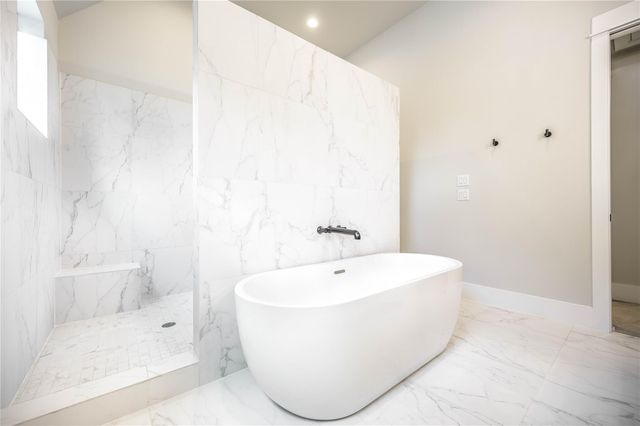618 W 25th Street, Houston, TX 77008