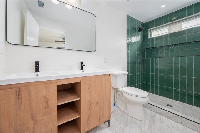 885 Granada Ave, Nashville, TN 37206