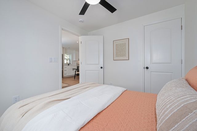 885 Granada Ave, Nashville, TN 37206