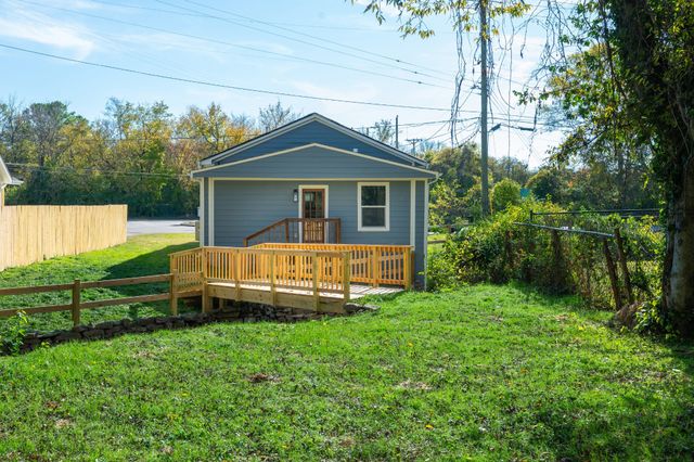 885 Granada Ave, Nashville, TN 37206