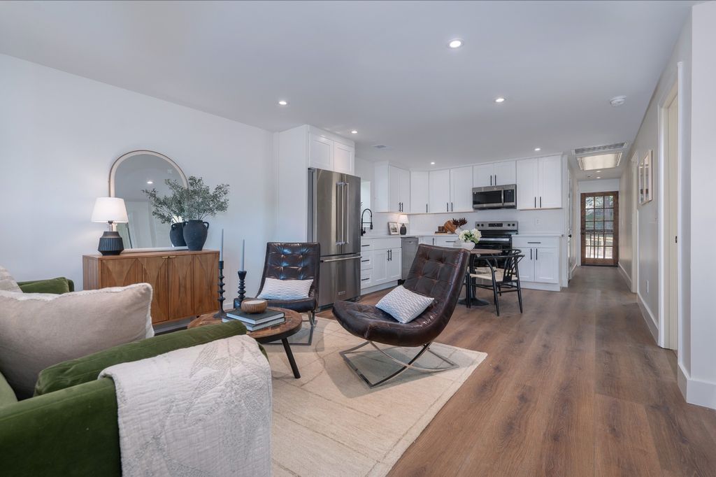 885 Granada Ave, Nashville, TN 37206