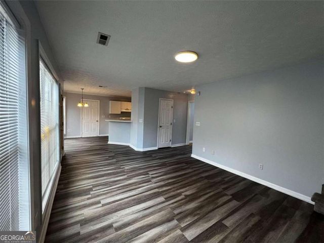 500 Kings Place, Riverdale, GA 30296