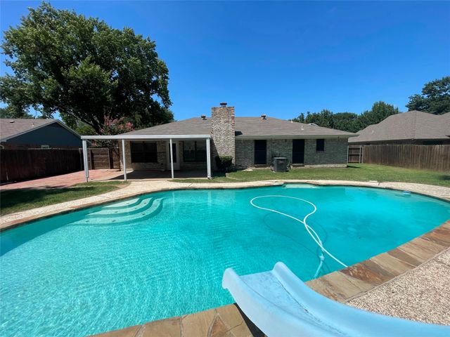 3908 Chestnut Street, Fort Worth, TX 76137