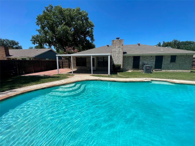 3908 Chestnut Street, Fort Worth, TX 76137
