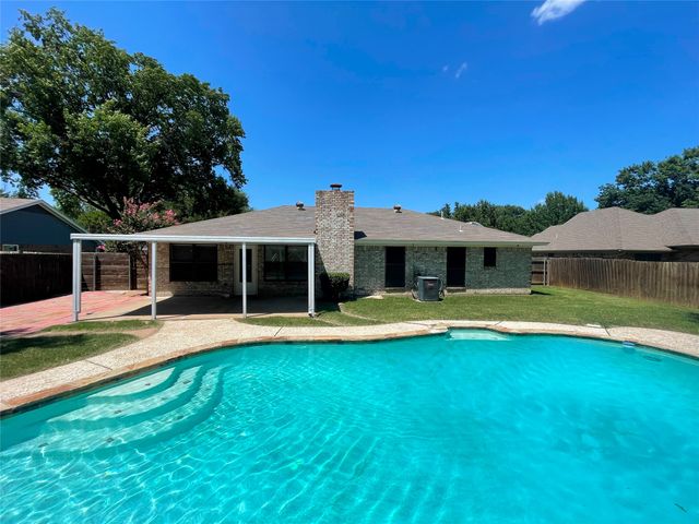 3908 Chestnut Street, Fort Worth, TX 76137