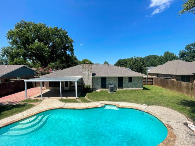 3908 Chestnut Street, Fort Worth, TX 76137