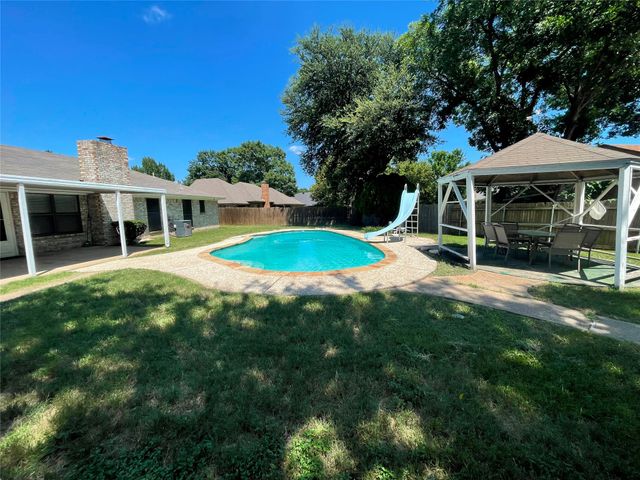 3908 Chestnut Street, Fort Worth, TX 76137