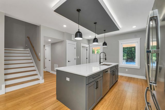 18 Woodland Grove Road, Conway, NH 03818