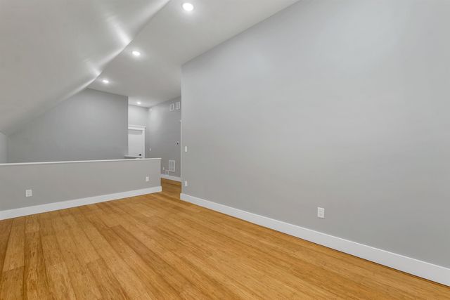 18 Woodland Grove Road, Conway, NH 03818