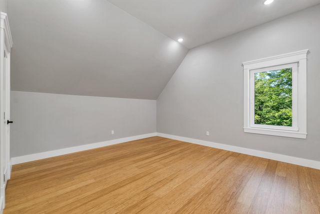 18 Woodland Grove Road, Conway, NH 03818