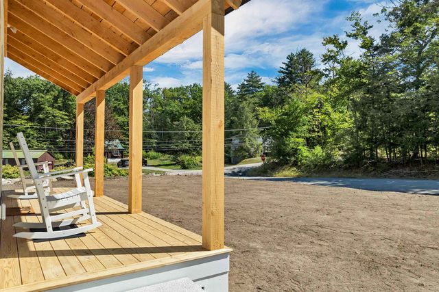 18 Woodland Grove Road, Conway, NH 03818