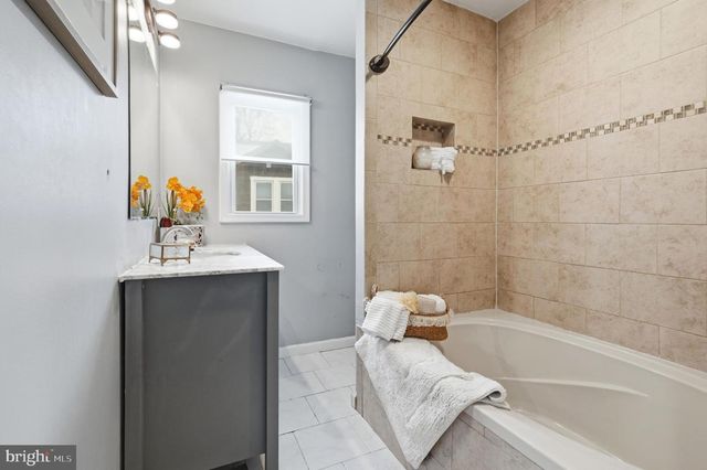 3910 GWYNNS FALLS PKWY, Baltimore, MD 21216