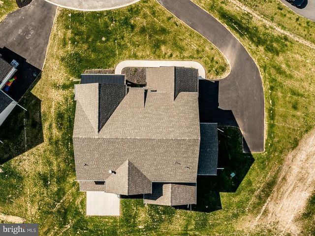 925 MARINA CT, West Chester, PA 19382