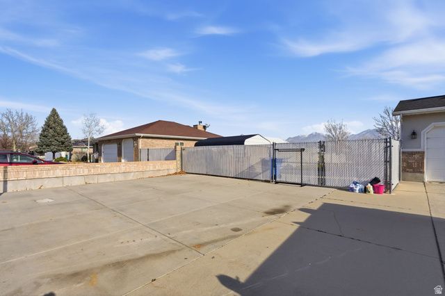12495 S 3240 W, Riverton, UT 84065