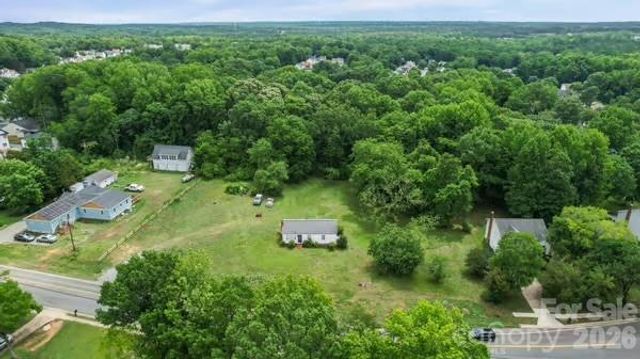 8090 Plott Road, Charlotte, NC 28215