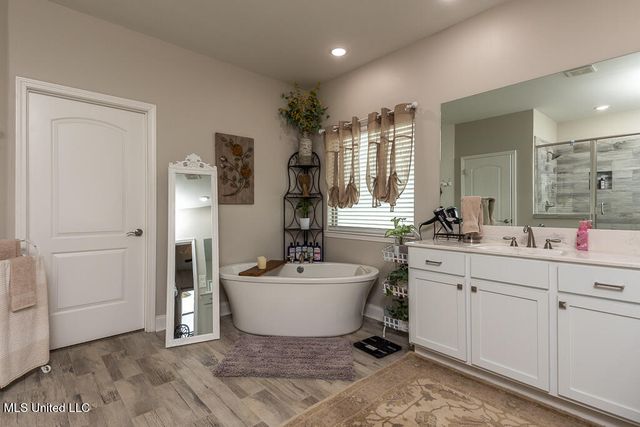 51 Belle Meade Road, Holly Springs, MS 38635