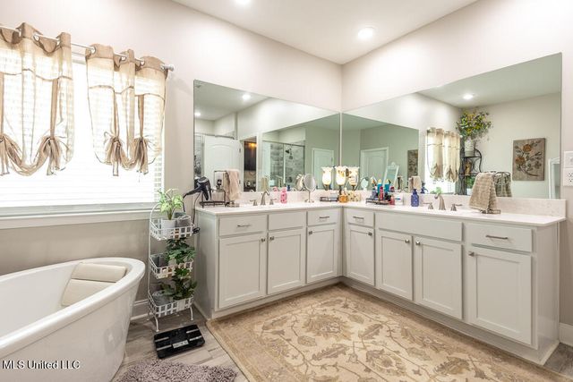 51 Belle Meade Road, Holly Springs, MS 38635