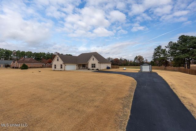 51 Belle Meade Road, Holly Springs, MS 38635
