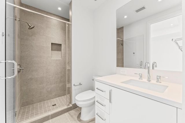 2323 W Main Street 606, Houston, TX 77098