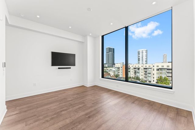 2323 W Main Street 606, Houston, TX 77098