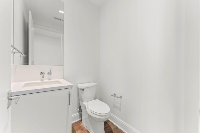 2323 W Main Street 606, Houston, TX 77098