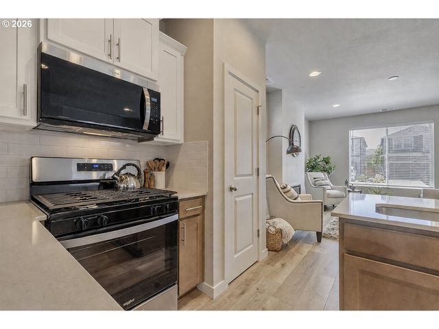 2100 Myrtle Ln Lot 85, Forest Grove, OR 97116