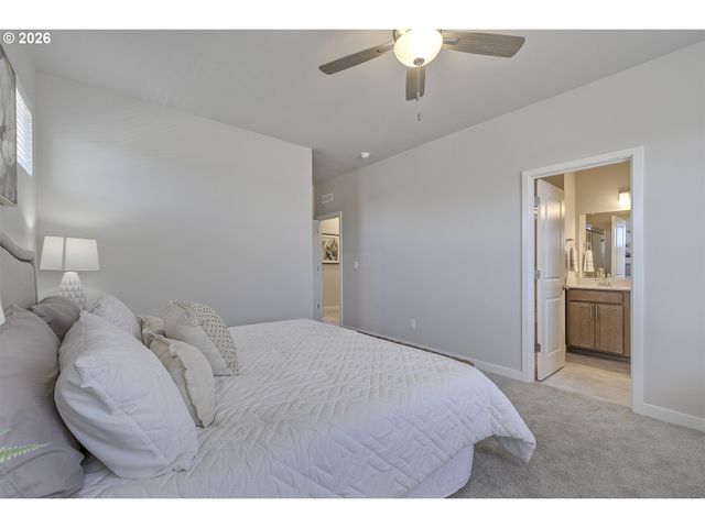 2100 Myrtle Ln Lot 85, Forest Grove, OR 97116