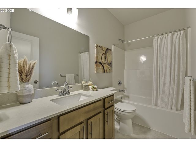 2100 Myrtle Ln Lot 85, Forest Grove, OR 97116