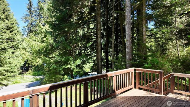 33474 South Shore Drive, Mount Vernon, WA 98274