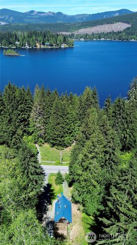 33474 South Shore Drive, Mount Vernon, WA 98274