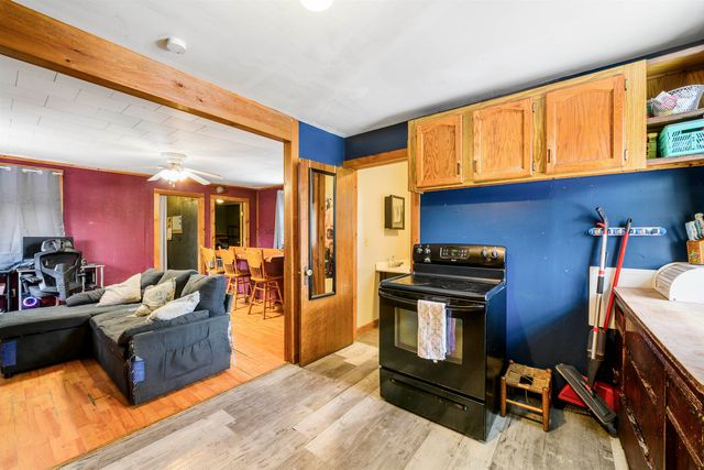 1324 Couture Flat, Lyndon, VT 05851