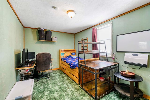 1324 Couture Flat, Lyndon, VT 05851