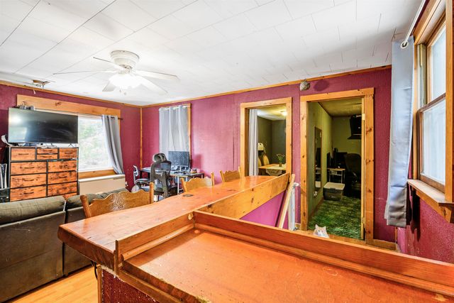 1324 Couture Flat, Lyndon, VT 05851