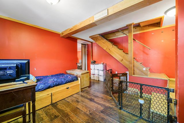 1324 Couture Flat, Lyndon, VT 05851