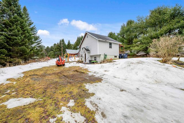 1324 Couture Flat, Lyndon, VT 05851