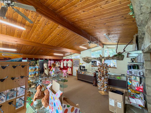 46914 HIGHWAY 101, Bandon, OR 97411