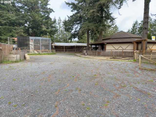 46914 HIGHWAY 101, Bandon, OR 97411