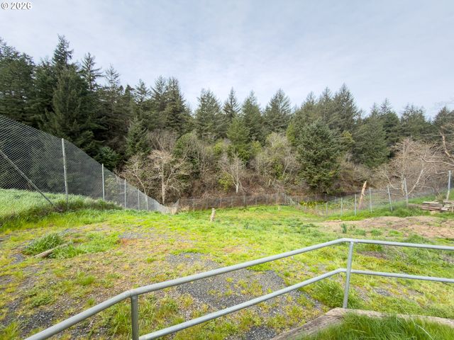 46914 HIGHWAY 101, Bandon, OR 97411