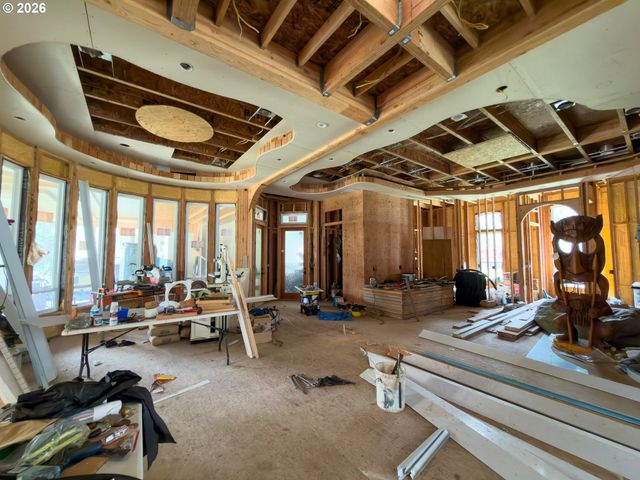 46914 HIGHWAY 101, Bandon, OR 97411