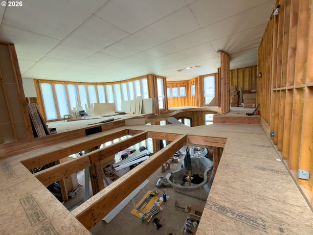 46914 HIGHWAY 101, Bandon, OR 97411