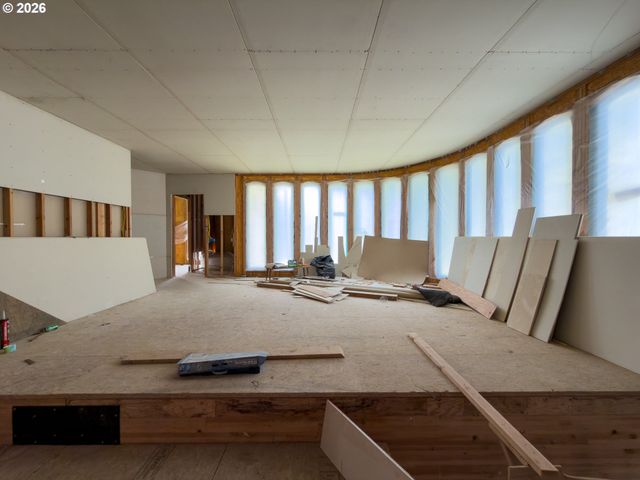 46914 HIGHWAY 101, Bandon, OR 97411