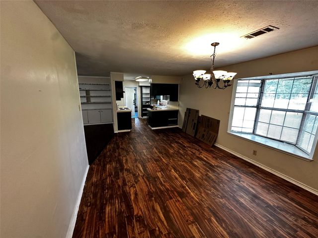 205 Honeysuckle Drive, Baytown, TX 77520