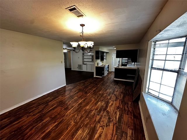 205 Honeysuckle Drive, Baytown, TX 77520