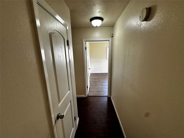 205 Honeysuckle Drive, Baytown, TX 77520