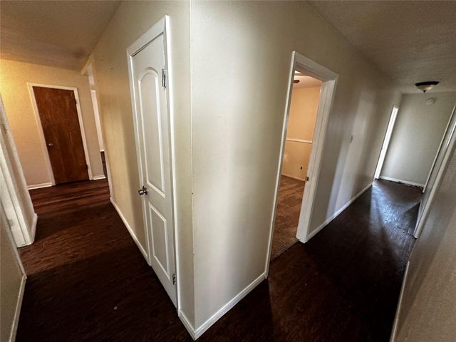 205 Honeysuckle Drive, Baytown, TX 77520