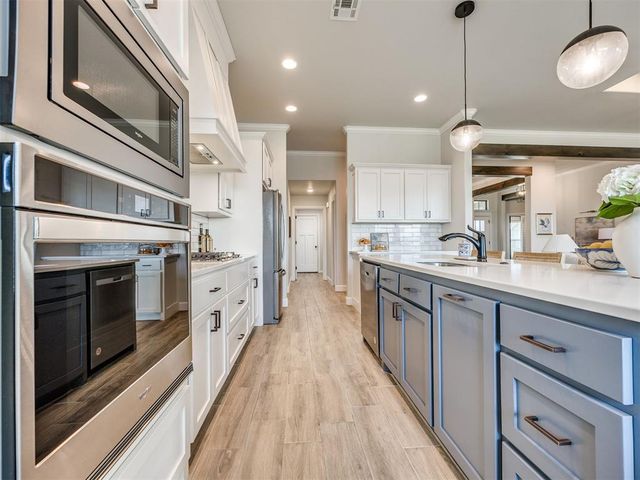 2803 Hickory Hills Court, Newcastle, OK 73065