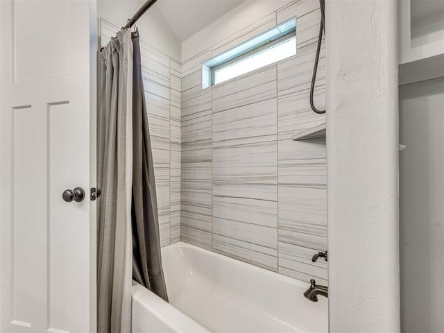 2803 Hickory Hills Court, Newcastle, OK 73065