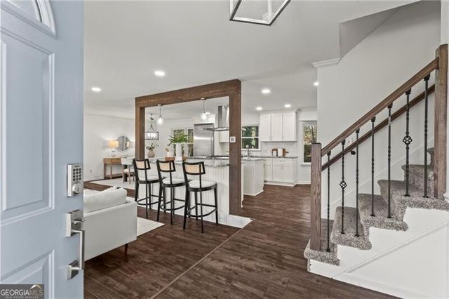 1106 Aurora Court, Dunwoody, GA 30338