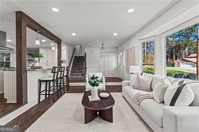 1106 Aurora Court, Dunwoody, GA 30338